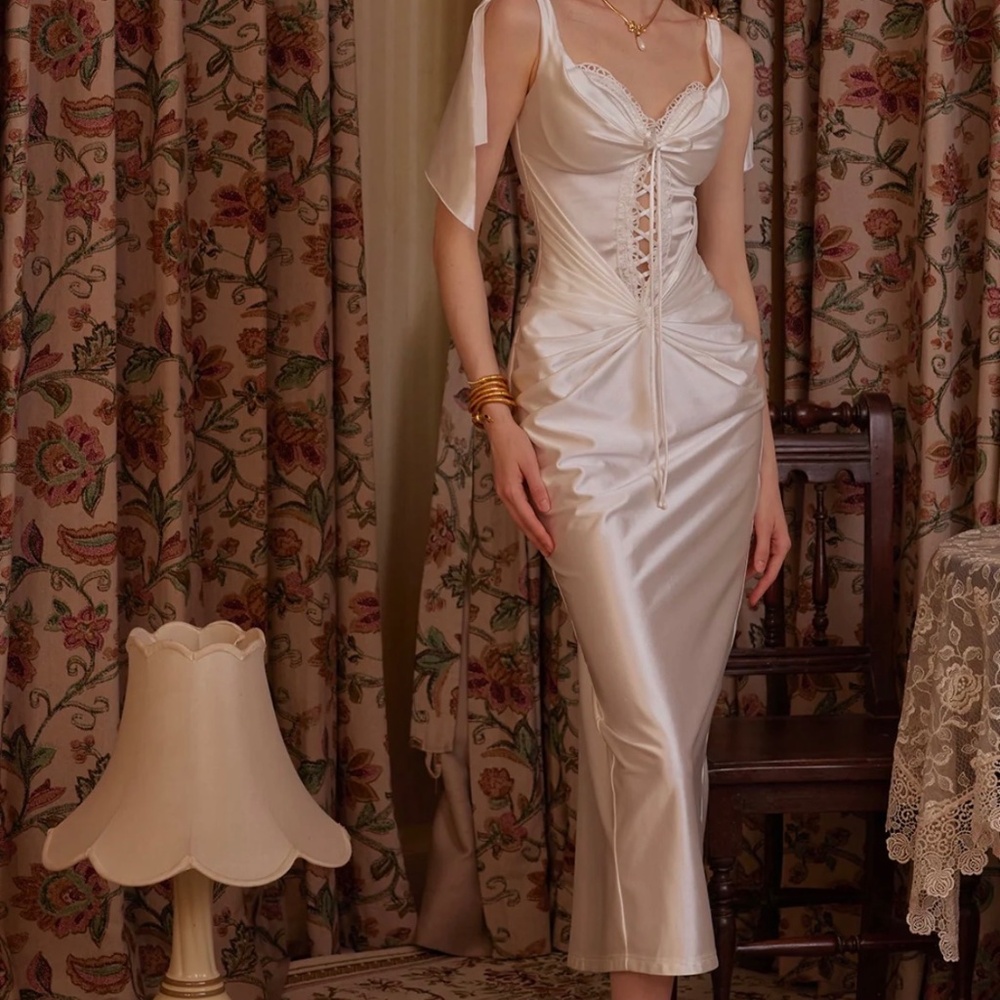 Lace made phoenix corset dress new with tags size M